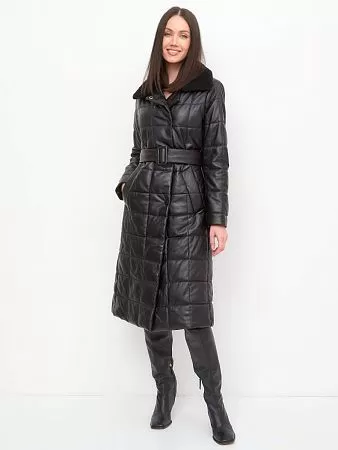 Черное кожаное пальто